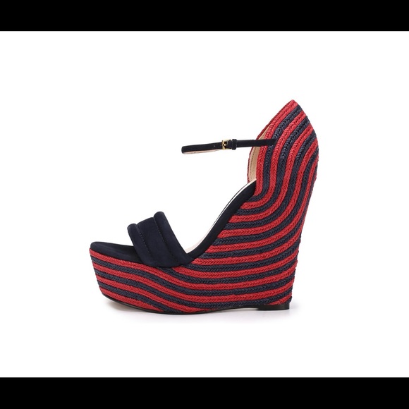 Authentic Gucci women wedges - Picture 3 of 8